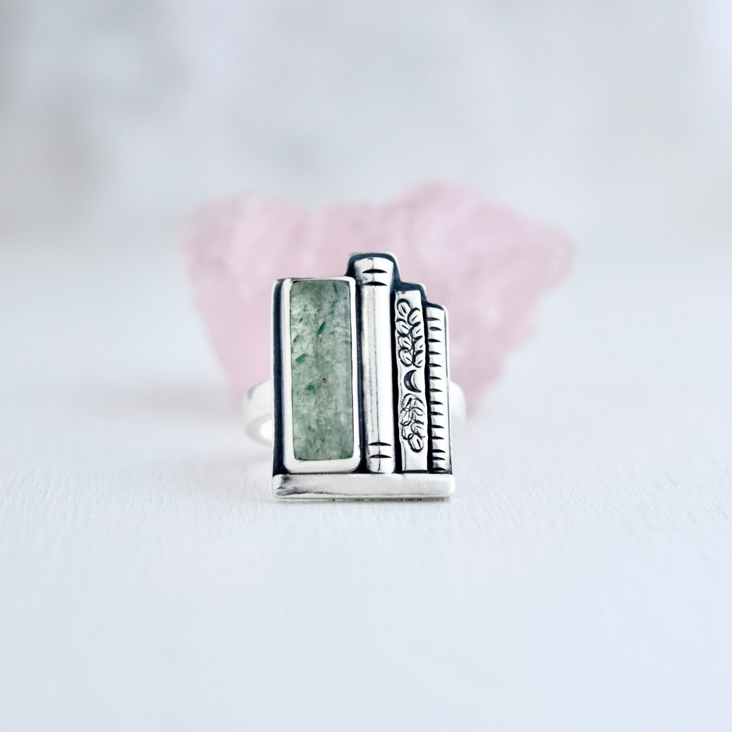 Bookshelf Ring with Green Aventurine size 5