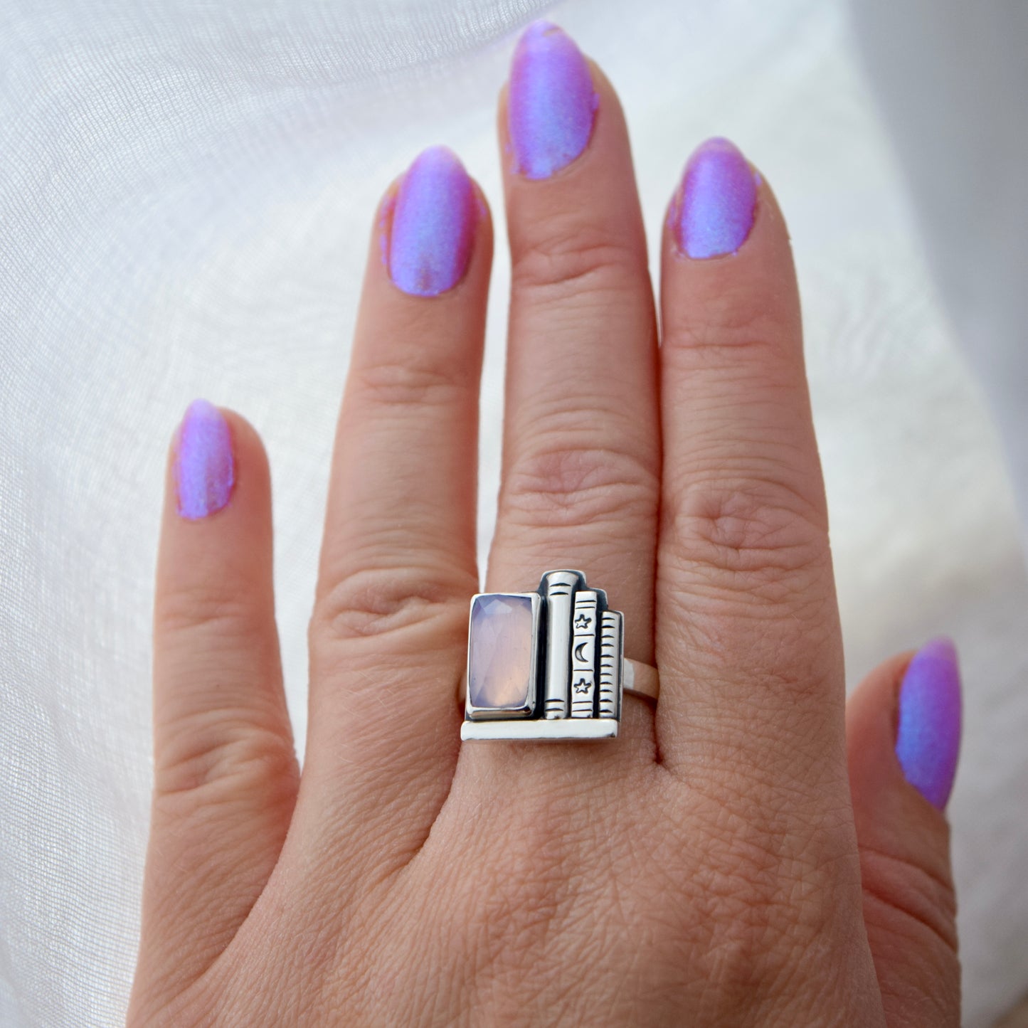 Bookshelf Ring with Faceted Lavender Quartz Size 8