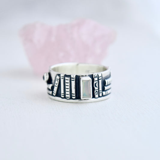 Bookshelf Ring Band with Ethiopian Opal and Rainbow Moonstone Size 7.5