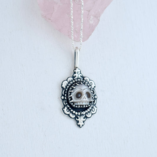 Carved Grey Freshwater Pearl Cameo