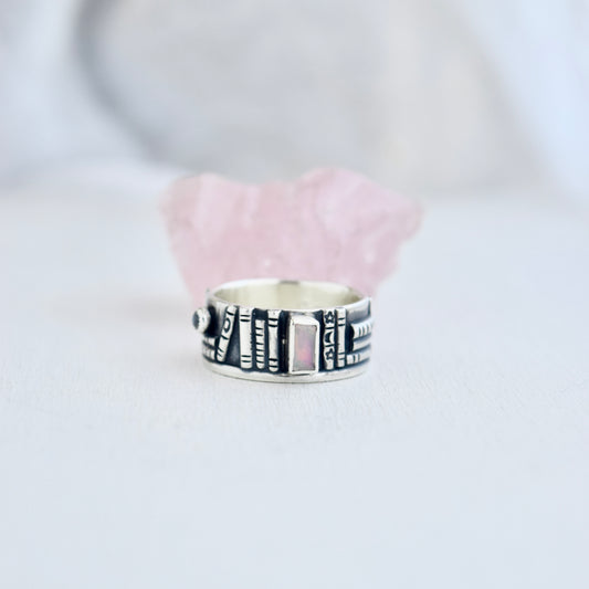 Bookshelf Ring Band with Ethiopian Opal and Rainbow Moonstone Size 7.5