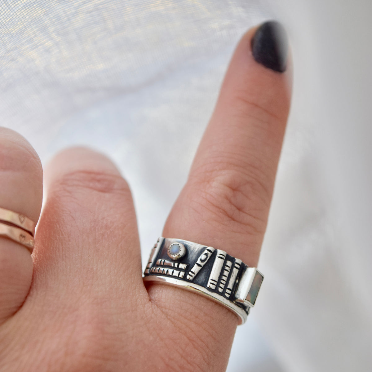 Bookshelf Ring Band with Ethiopian Opal and Rainbow Moonstone Size 7.5