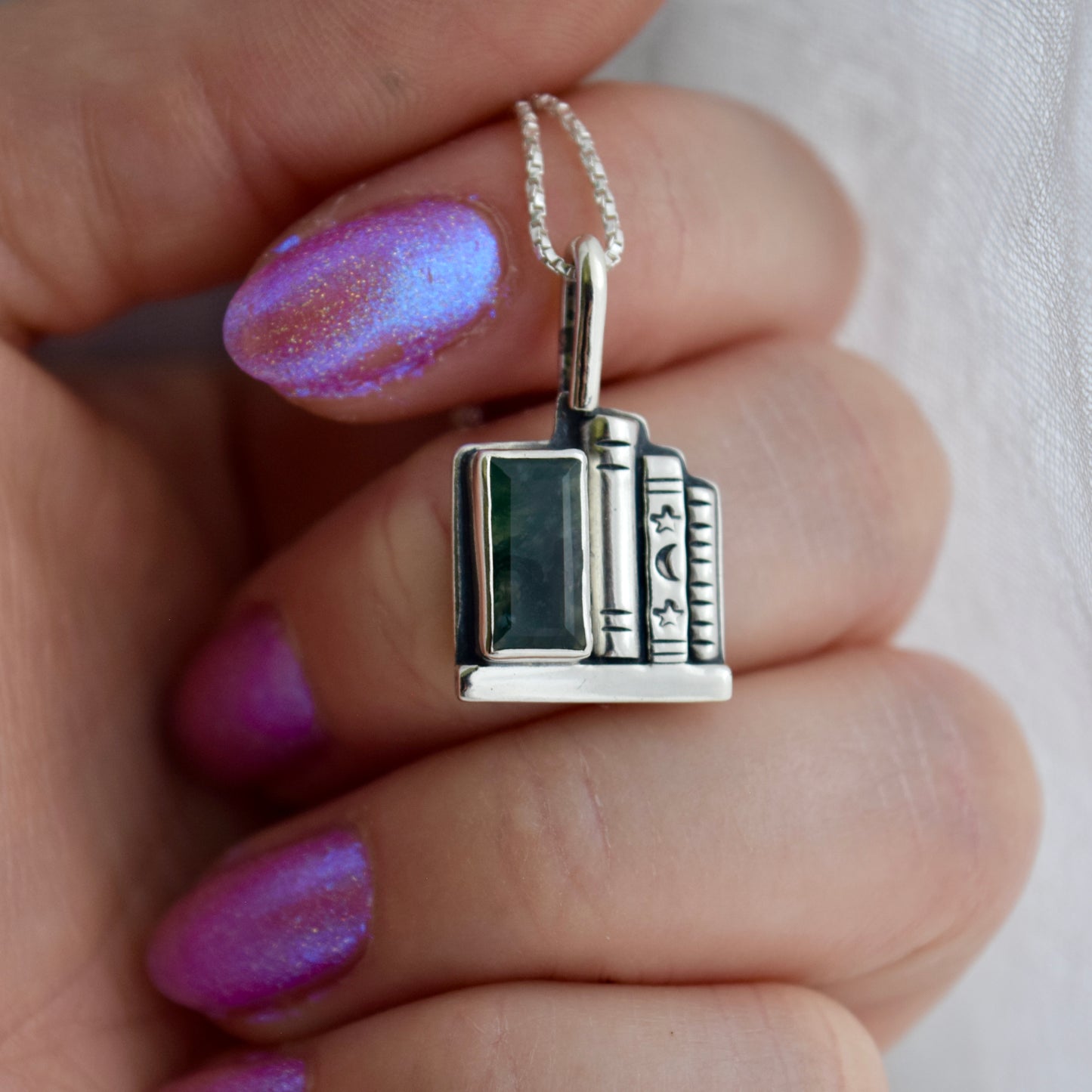 Bookshelf Necklace with Moss Agate