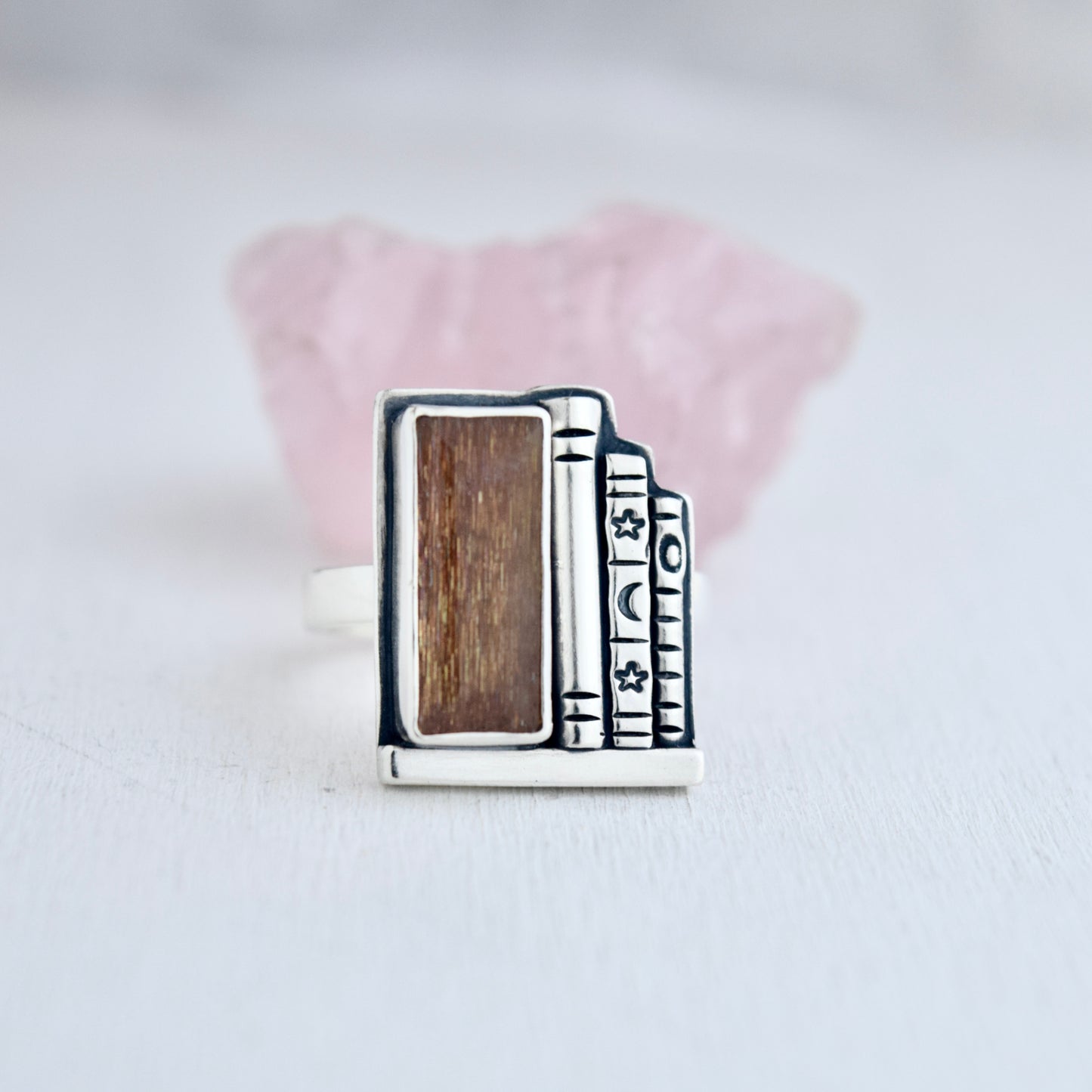 Bookshelf Ring with Sunstone Size 9