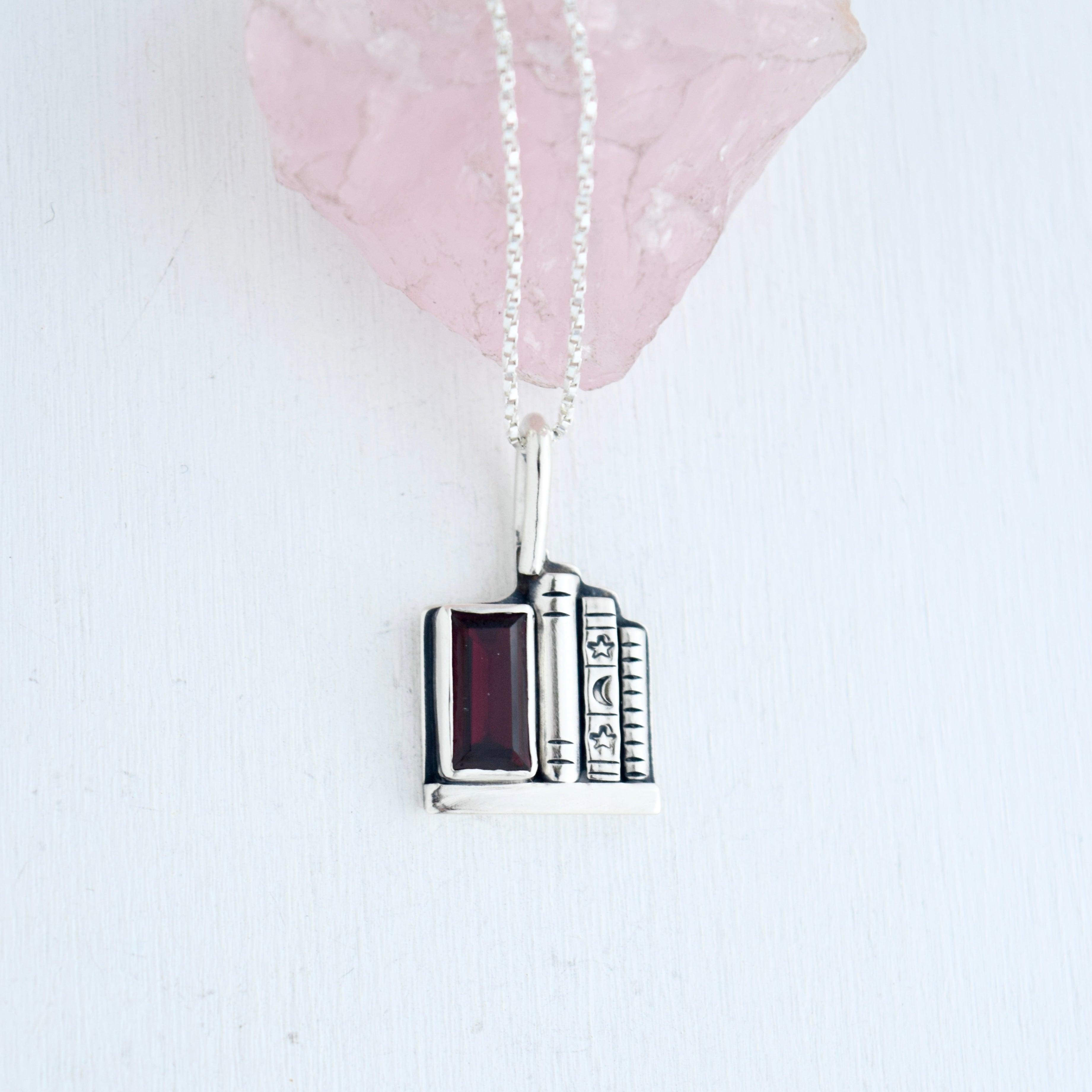 Bookshelf Necklace with Garnet