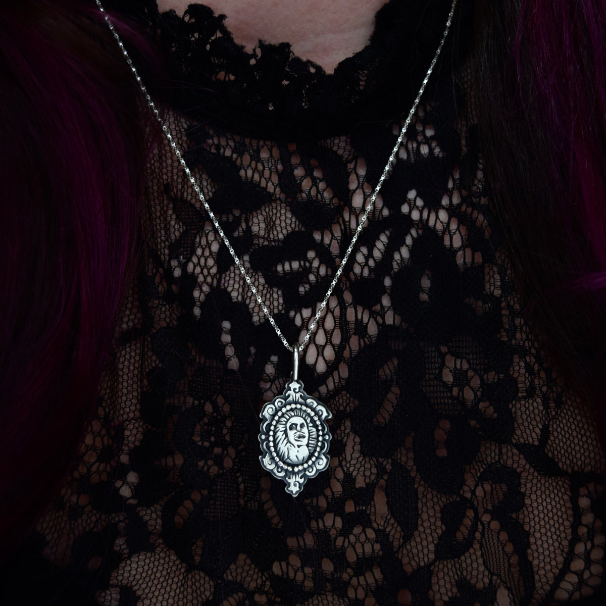 Beetlefluke Cameo Necklace