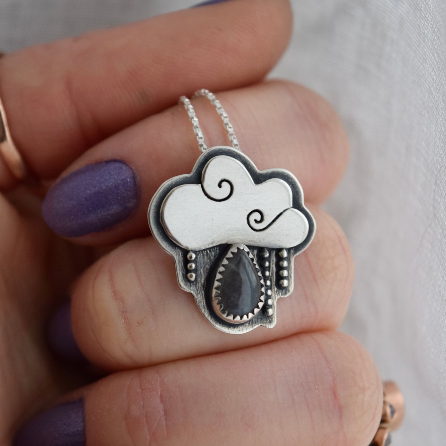 Little Dark Cloud Necklace with Labradorite