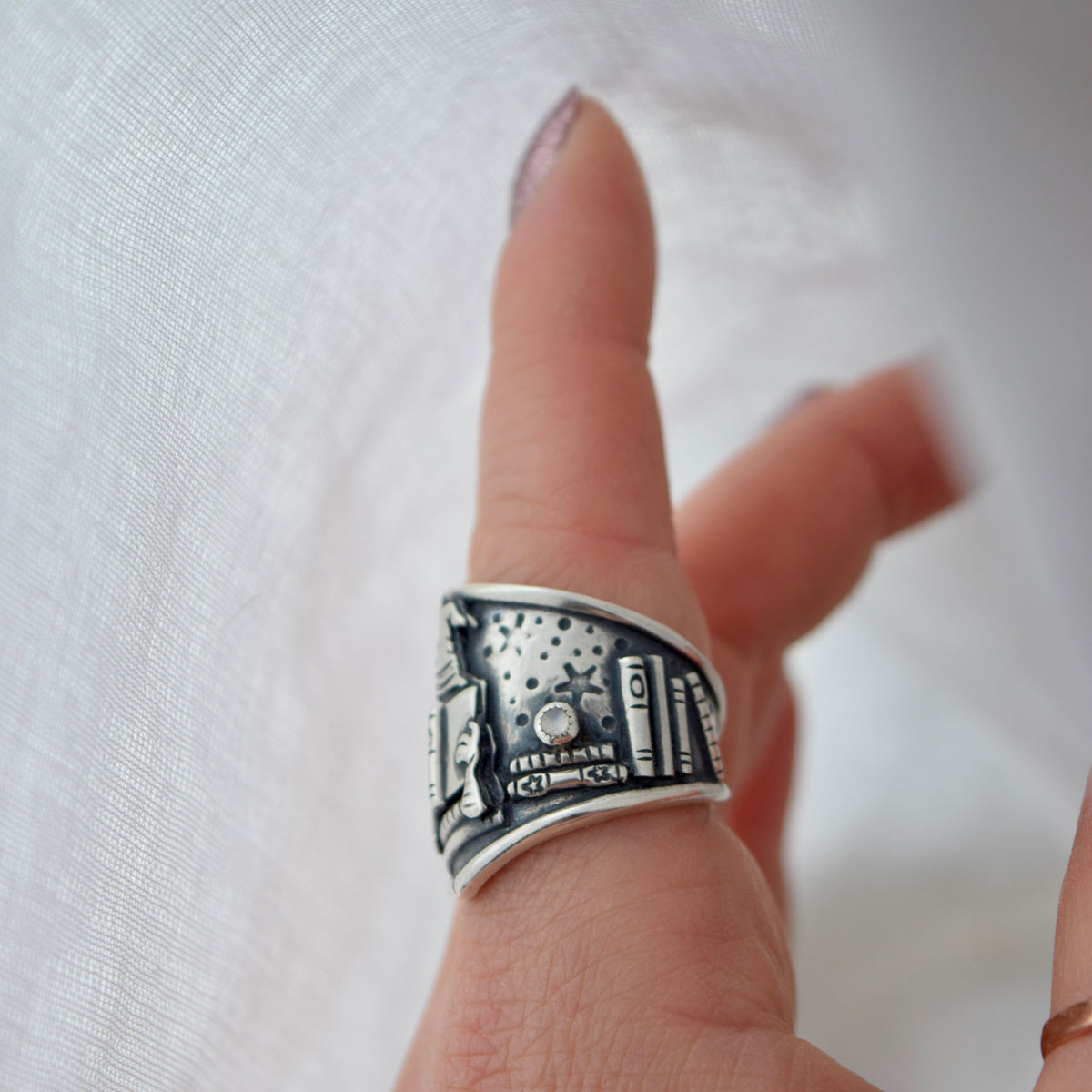 Moonlit Chapters Shield Ring with Rainbow Moonstone Size 7/7.25