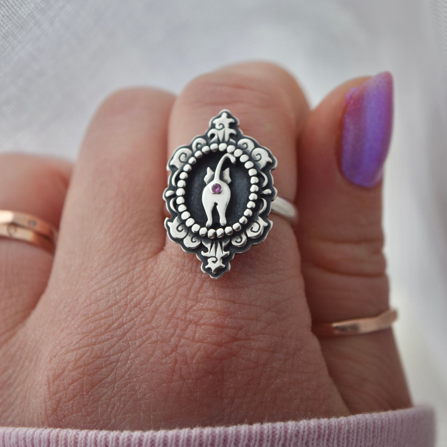 Cat Butthole Cameow Ring with Pink Sapphire Size 7