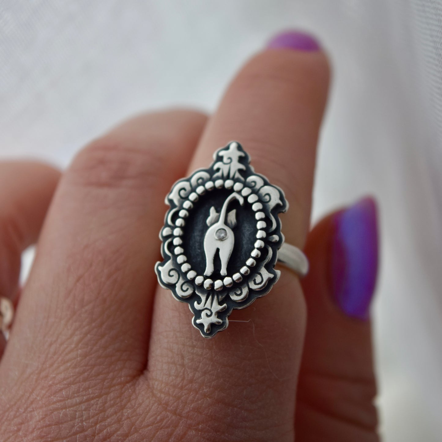 Cat Butthole Cameow Ring with Moissanite Size 6