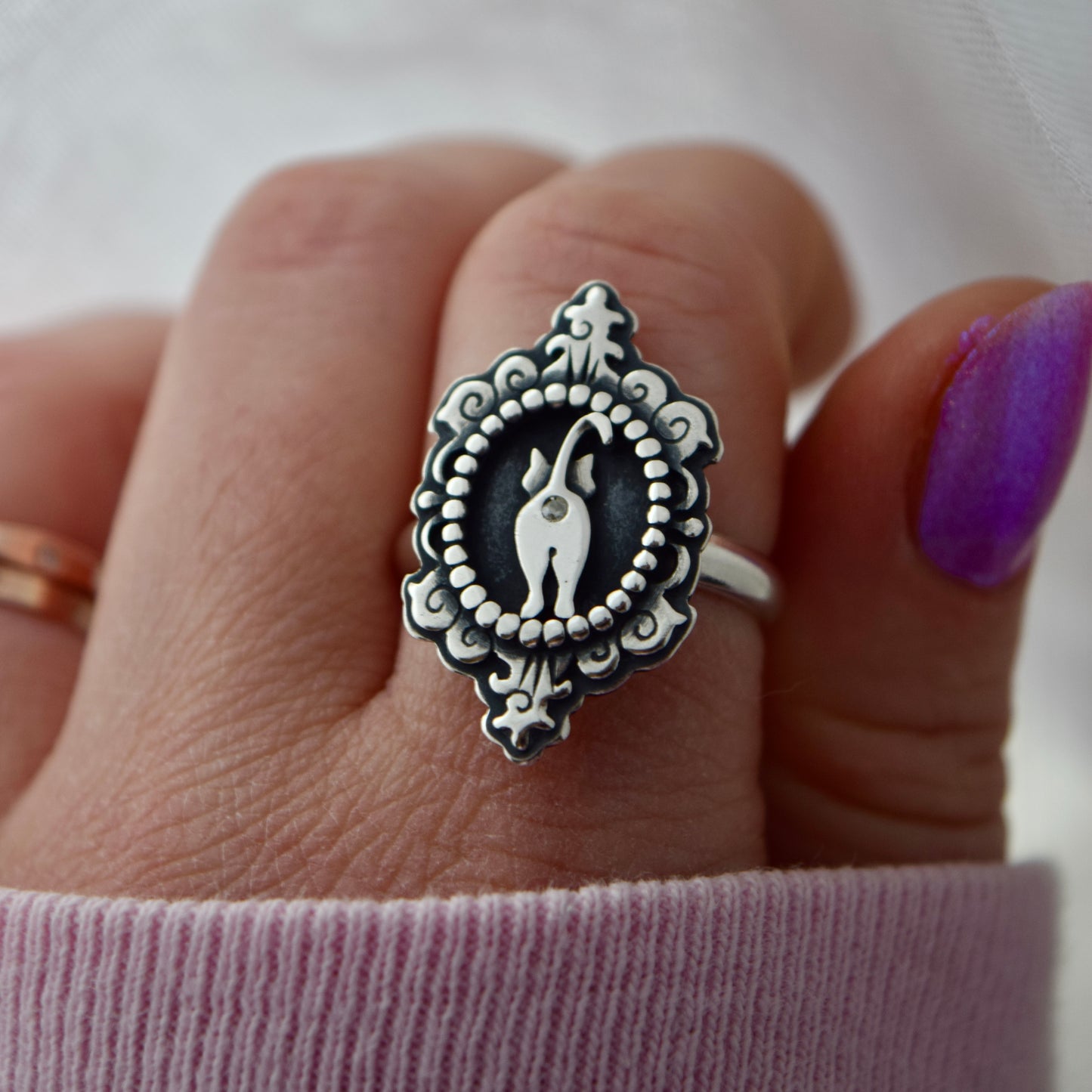Cat Butthole Cameow Ring with Moissanite Size 8