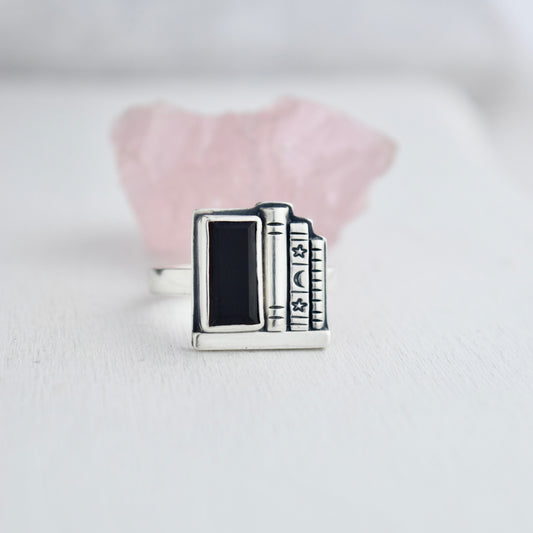 Bookshelf Ring with Faceted Black Onyx Size 10