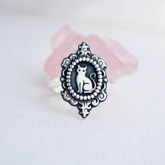 Cat Cameow Ring Size 8