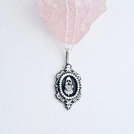 Reading Ghostie Cameo Necklace