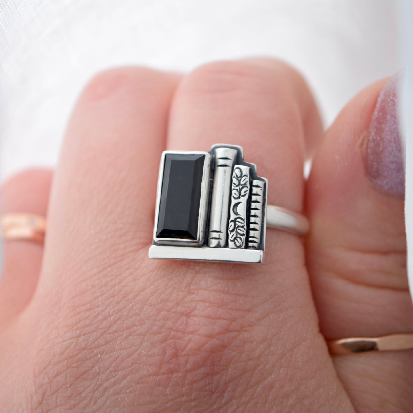Bookshelf Ring with Faceted Black Onyx Size 10