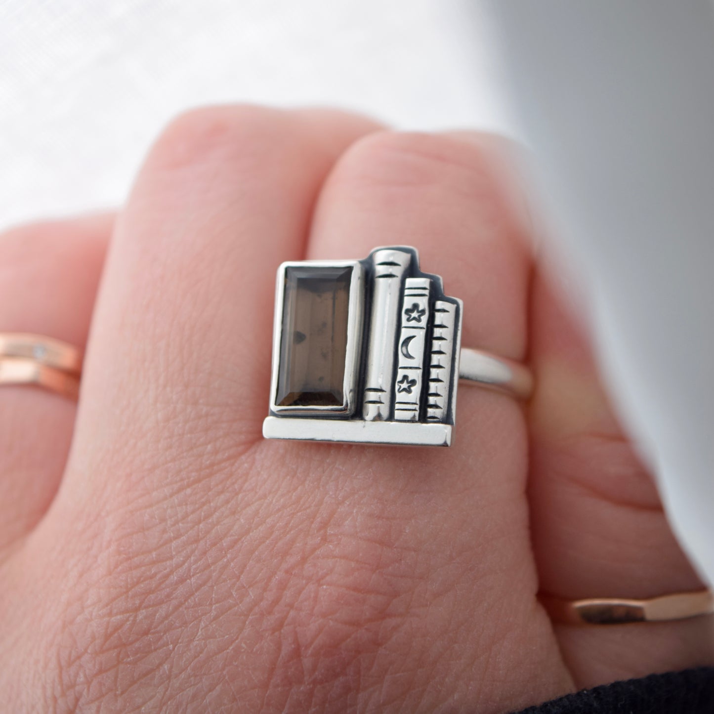 Bookshelf Ring with Smokey Quartz size 11