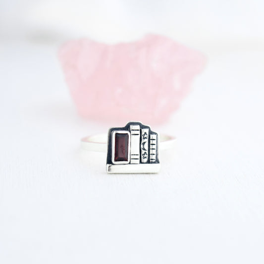 Mini Bookshelf Ring with Garnet Size 9