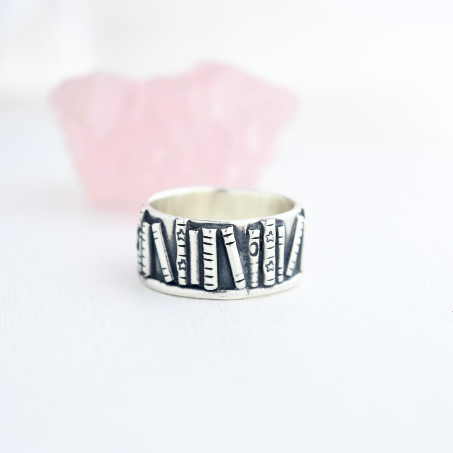 Bookshelf Ring Band with Garnet Size 6.75/7