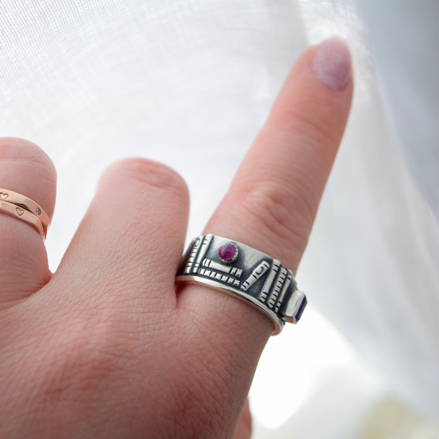 Bookshelf Ring Band with Amethyst and Pink Sapphire Size 8.25/8.5