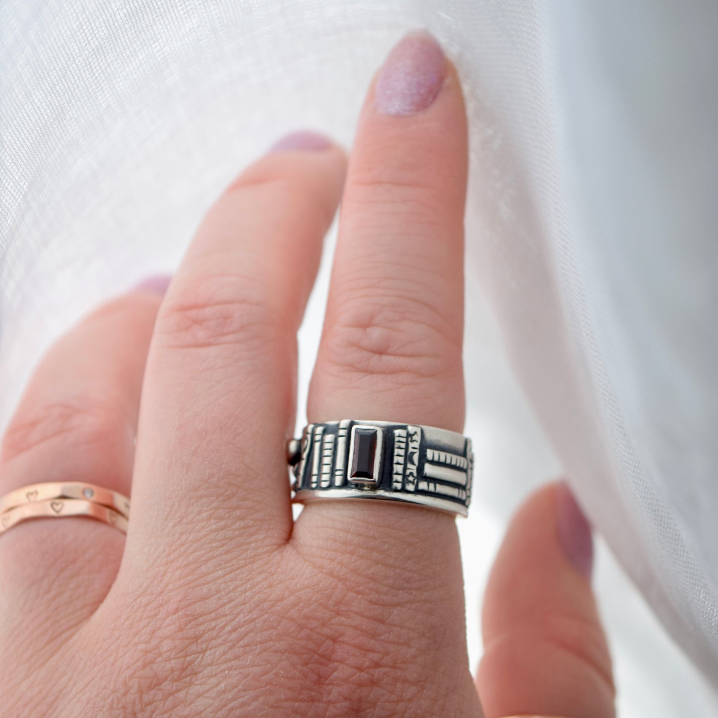 Bookshelf Ring Band with Garnet Size 6.75/7