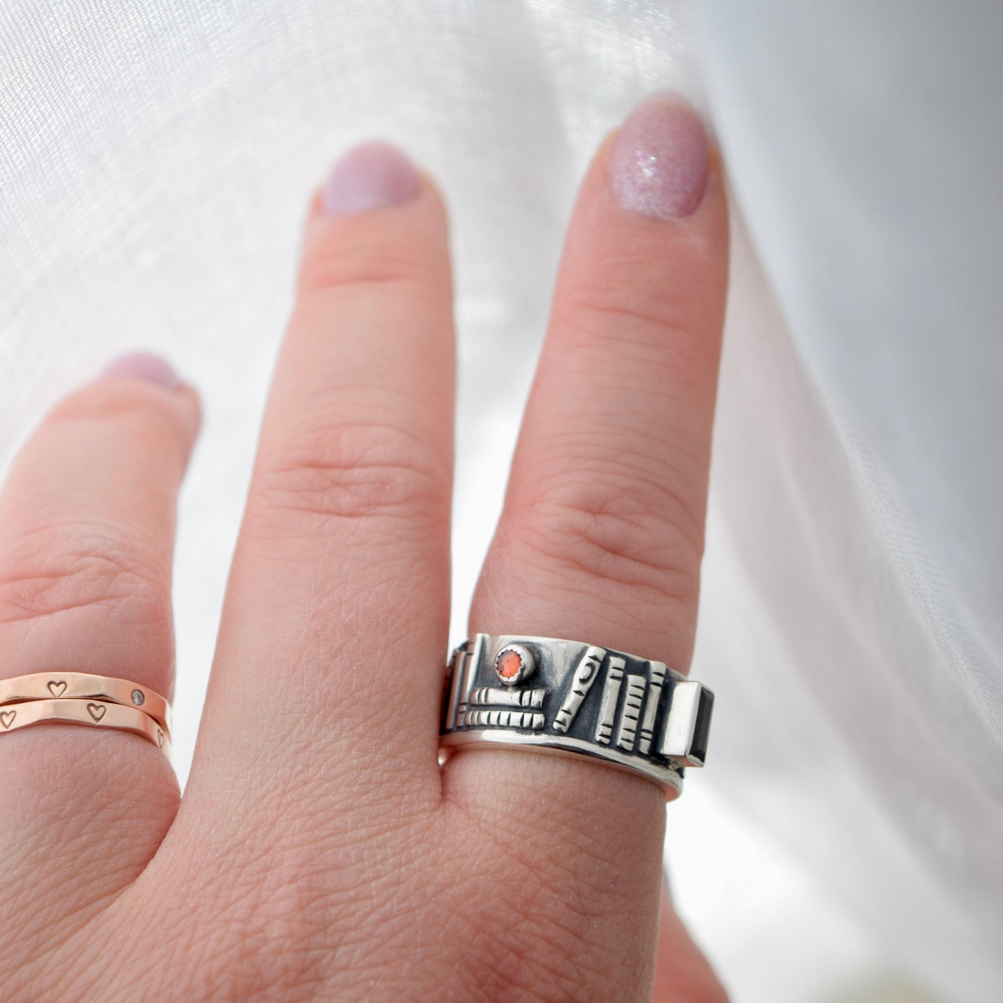 Bookshelf Ring Band with Garnet Size 6.75/7