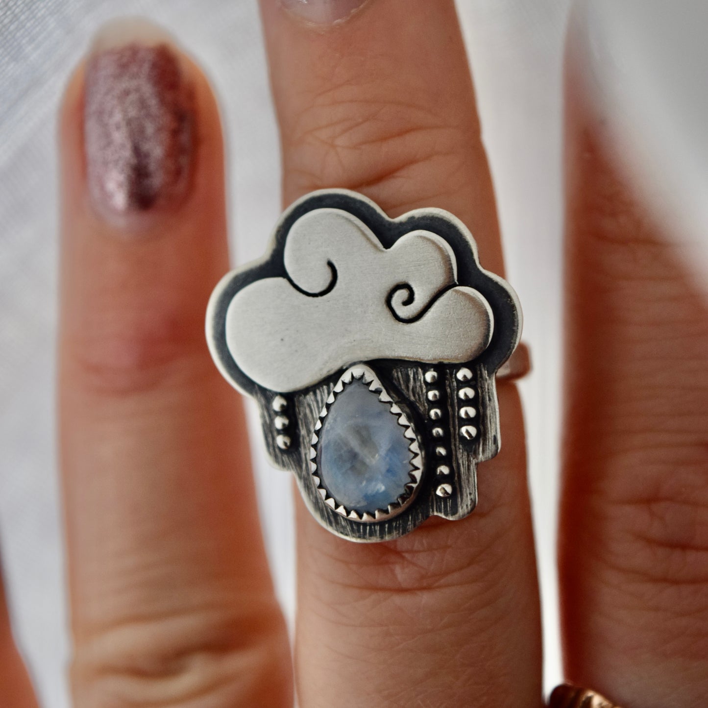Little Dark Cloud Ring with Rainbow Moonstone size 5